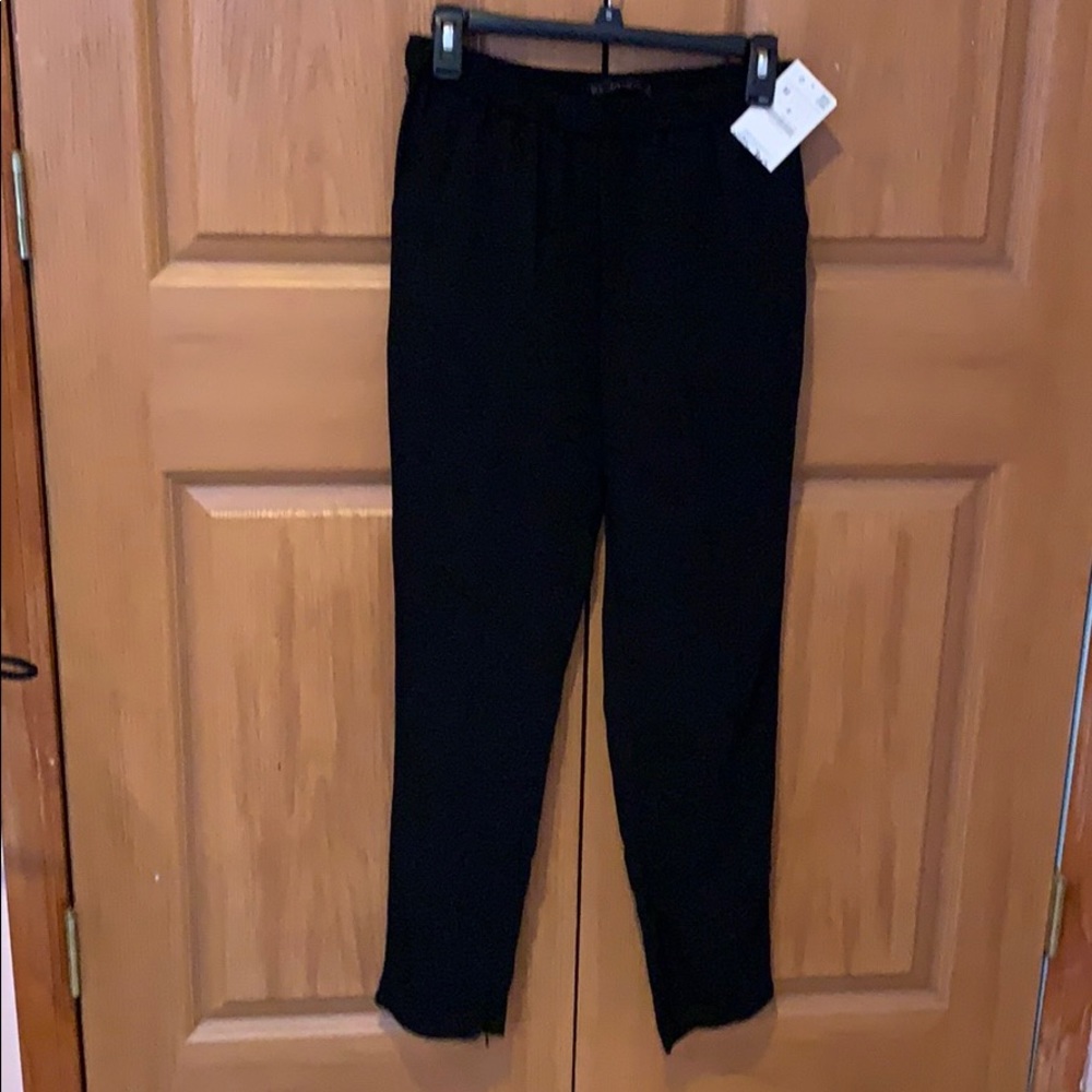 Zara women’s new black pants